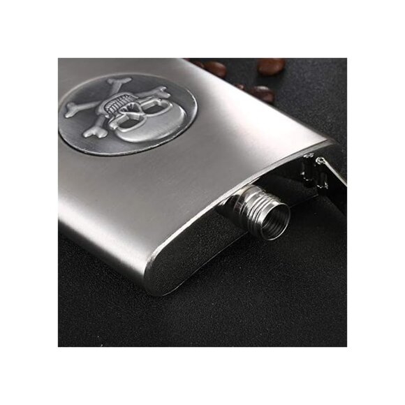 Maxam Skull and Crossbones 8-ounce Flask, with Flask case 💸 - Picture 7 of 7